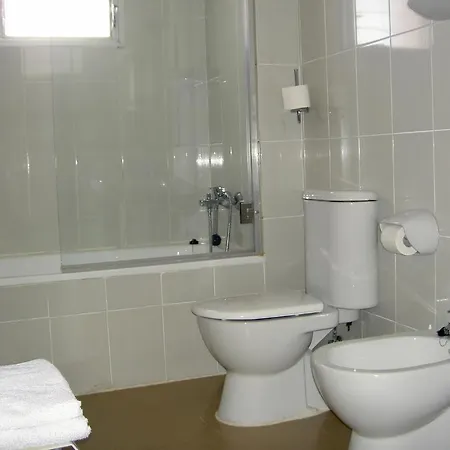 Alvarez Hotel 2*
